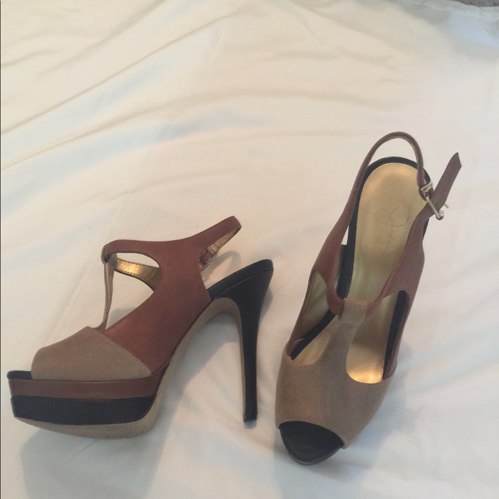 Jessica Simpson platforms